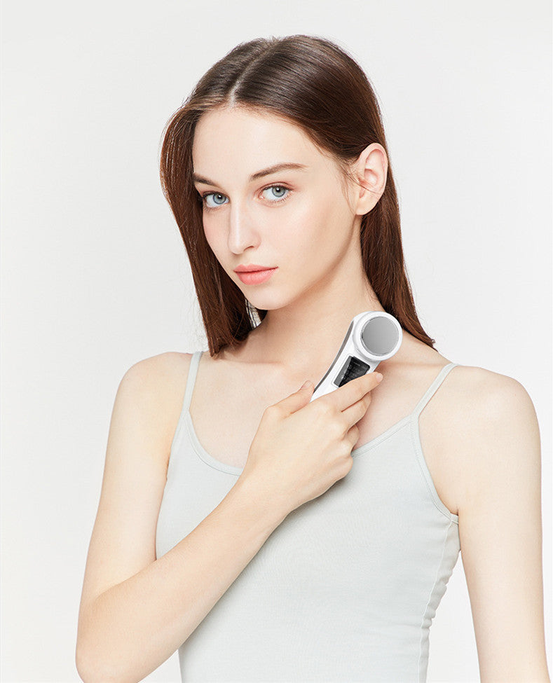 3-in-1 Ionic Facial Device – Deep Cleanse, Tighten & Rejuvenate Skin at Home